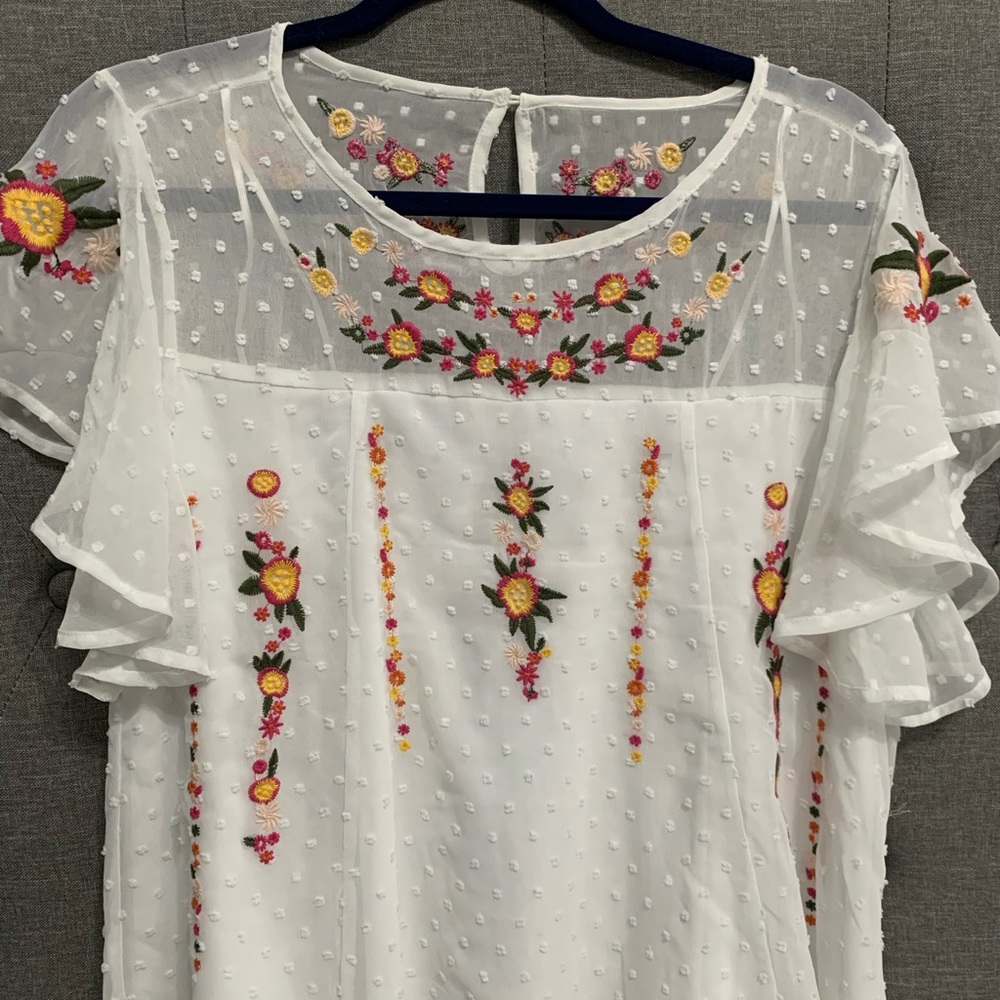 Embroidered Floral White Blouse
